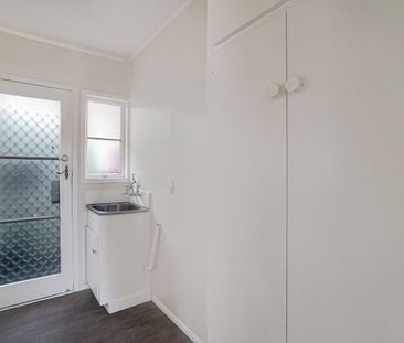 Fresh, Bright & Perfectly Located - Photo 1