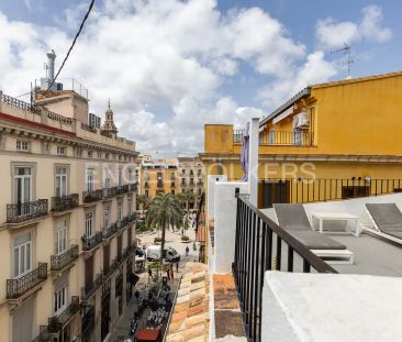 Valencia - Photo 1