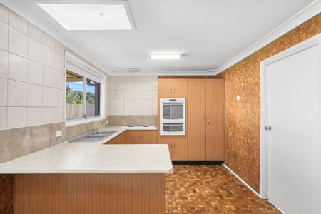 Spacious Family Home - Photo 5