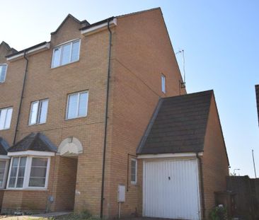 1 bedroom in a house share to rent - Photo 3