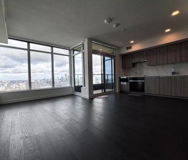 For Lease - 1 Concord Cityplace Way Unit# 6501, Toronto, Ontario - Photo 1