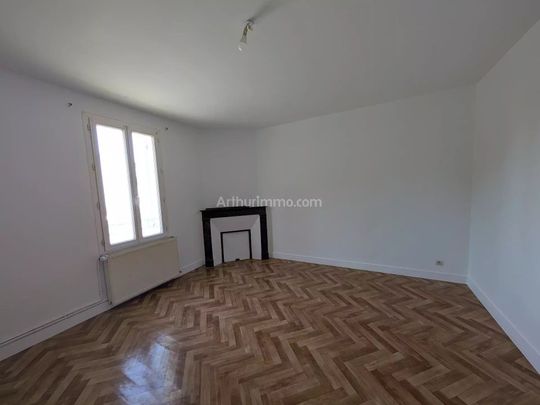 Location Maison 5 pièces 130 m2 à Coutras - Photo 1