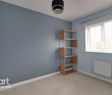 4 bedroom terraced house to rent - Photo 6