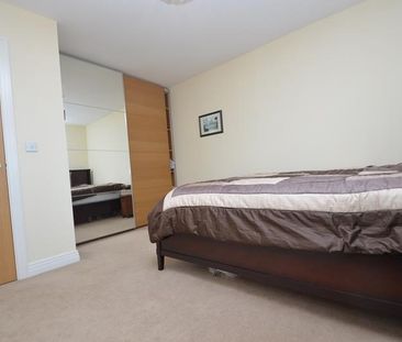 5 bedroom house - detached - Photo 5