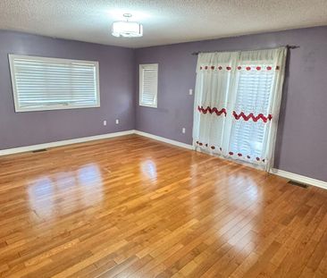 For Lease - 2 Loggers Lane Unit# Upper, Brampton, Ontario - Photo 2