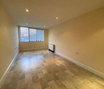 Commercial road, Central, Swindon, SN1 - Photo 5