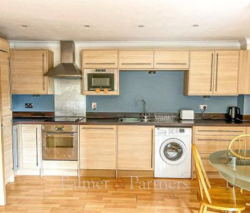 2 bedroom apartment to rent - Photo 4