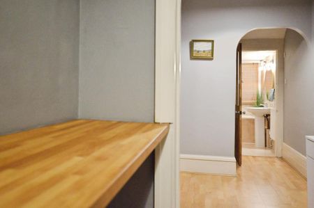 1 bedroom ground floor maisonette to rent - Photo 5