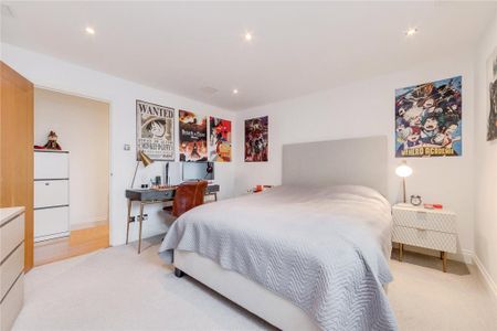 4 bedroom flat to rent - Photo 3