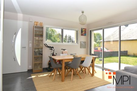 Location Maison 6 pièces 134m² - Photo 4