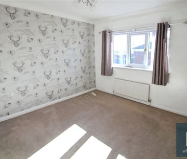 Mountfields Walk, South Kirkby, Pontefract, West Yorkshire, WF9 - Photo 3