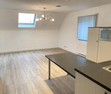 Dakappartement - Te huur - Photo 3