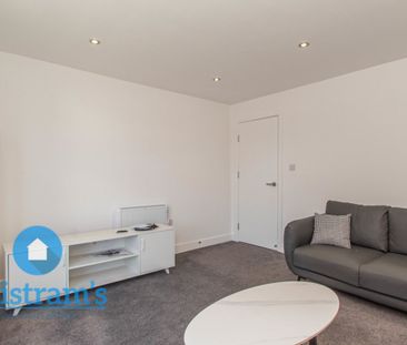 2 bed Flat for Rent - Photo 3