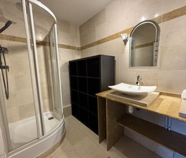 Location Appartement 3 pièces 74m² AUBAGNE 13400 - Photo 6