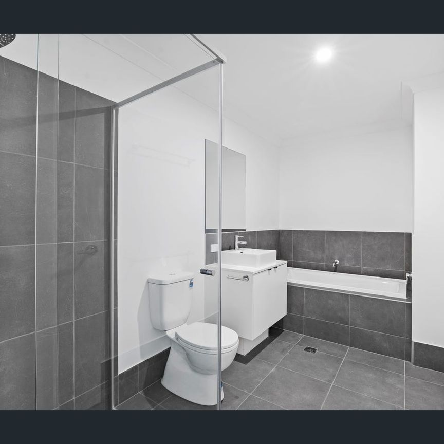 24 Graham Crescent, Richlands, Qld 4077 - Photo 1