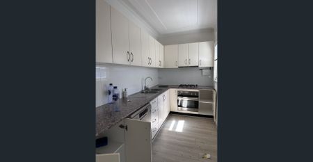 Great location home - Photo 2