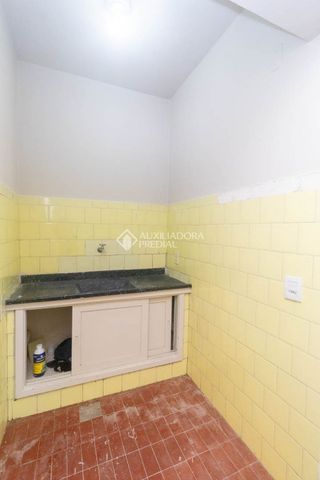 Kitnet com 1 quarto e 27m² para alugar em Centro Histórico, Porto Alegre. - Photo 2