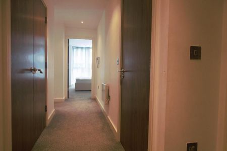 2 bedroom apartment to rent - Photo 4