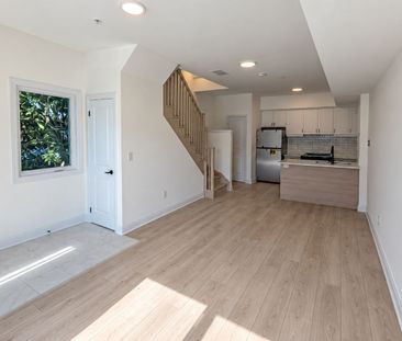 For Lease - 521 Big Bay Point Road Unit# 18, Barrie, Ontario - Photo 5