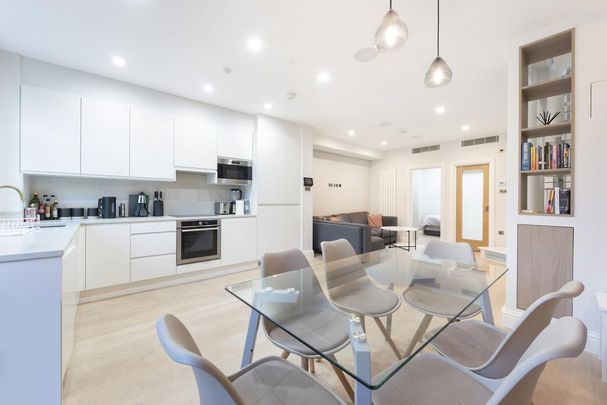 3 bedroom flat to rent - Photo 1