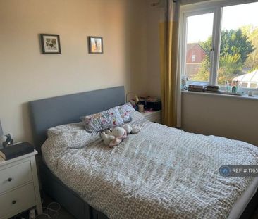 3 bedroom semi-detached house to rent - Photo 6