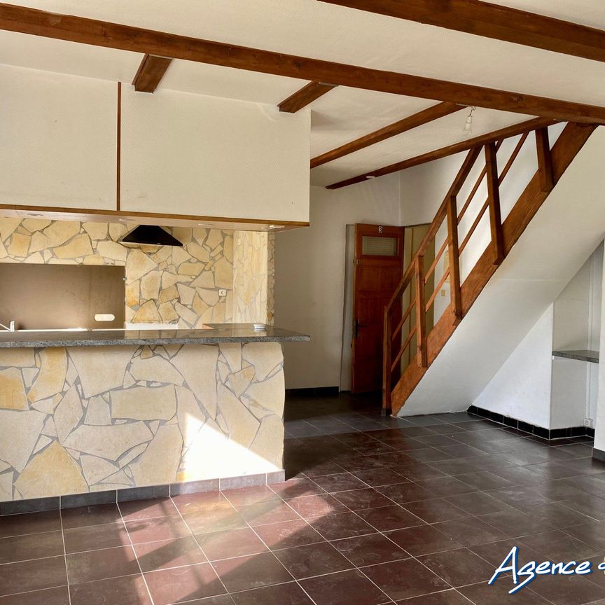 Location Appartement 3 pièces 57m² SALLELES D AUDE 11590 - Photo 1