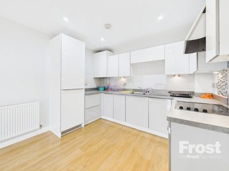 Chalvey Road East, Slough, Berkshire,SL1 - Photo 3
