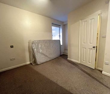 Hibbert Street, Luton, LU1 - Photo 5