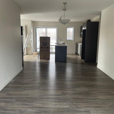 Grand 4 ½ libre le 1er juillet au 833 avenue Anne-Hébert - Les Saules - Photo 4