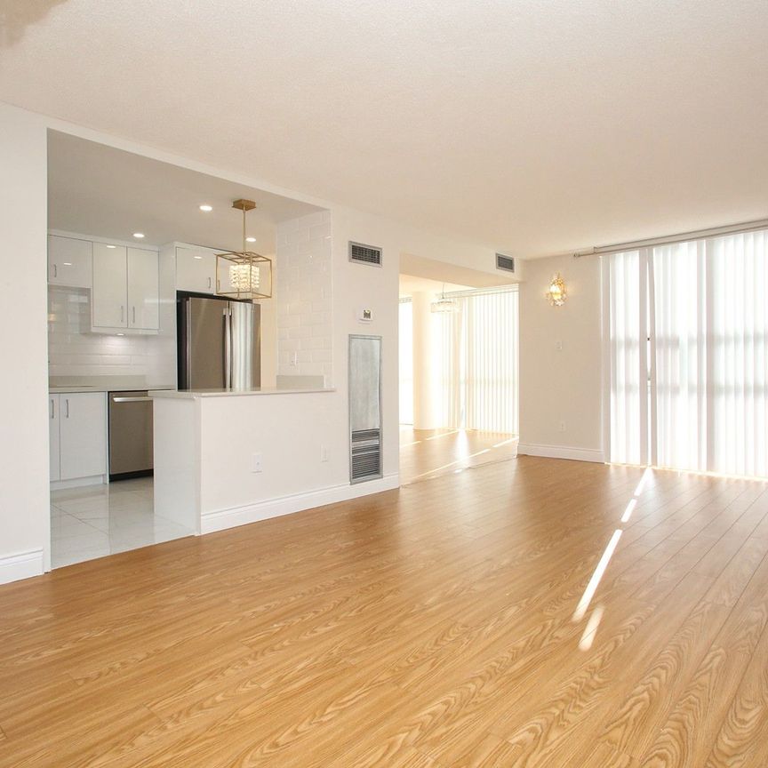 For Lease - 20 Harding Boulevard Unit# 1012, Richmond Hill, Ontario - Photo 1