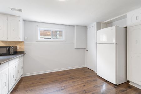 For Lease - 7872 Martin Grove Road, Vaughan, Ontario - Photo 5