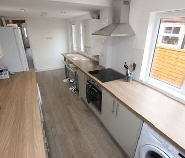 Room in a Shared House, Stanley Street, RG1 - Photo 5