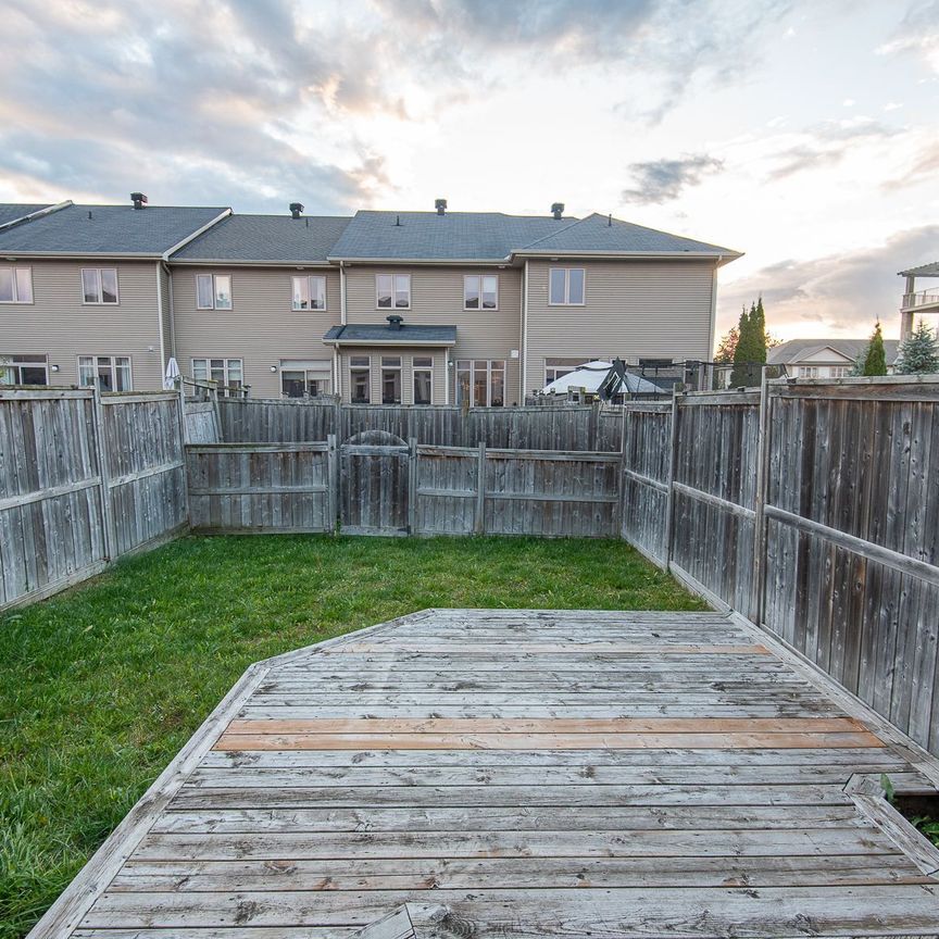 For Lease - 2025 Pennyroyal Crescent, Orleans - Cumberland and Area, Ontario - Photo 1