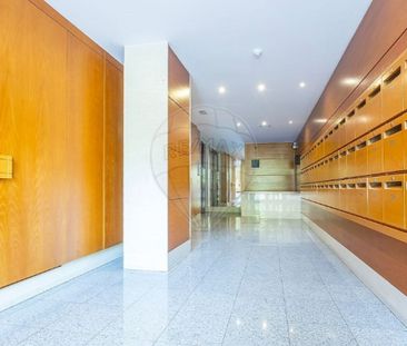 2 room luxury Flat for rent in São Domingos de Benfica, Portugal - Photo 4