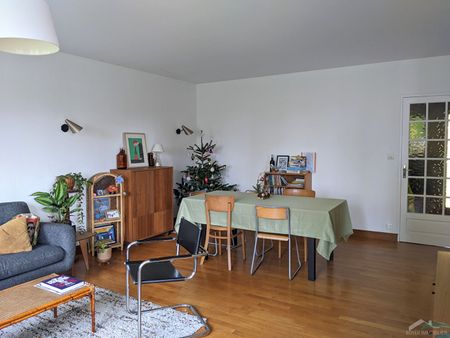 Location Maison 4 pièces 91m² VITRE 35500 - Photo 2