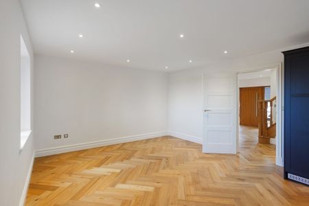 5 bedroom detached house to rent - Photo 2