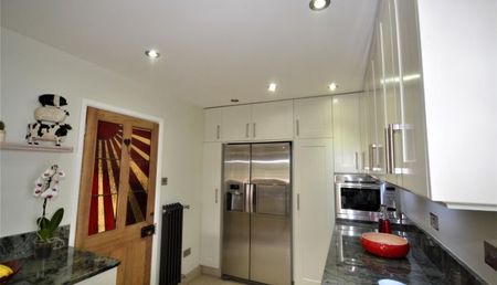 Cowslip Cottage, 30a Fore Street, Silverton - Photo 4