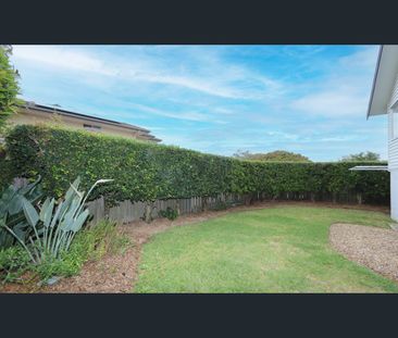 89B Turpin Road, Labrador, Qld 4215 - Photo 5