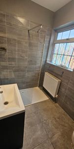 3 Bed - 221 Stainbeck Road, Leeds - LS7 2LR - Professional - Photo 4