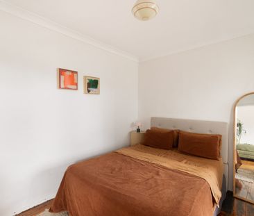 Top-floor Furnished/Unfurnished Art Deco gem in the heart of Darlin... - Photo 6