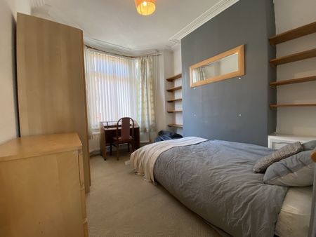 Inverness Place, Roath - Photo 3