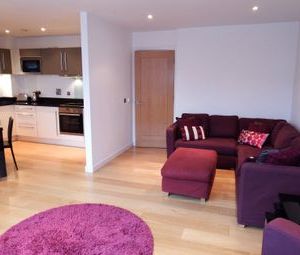 2 Bedrooms Flat to rent in Wharf Approach, Leeds, West Yorkshire LS1 | £ 346 - Photo 1