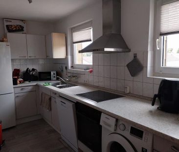 Helle gemütliche 3 Zimmer Wohnung mit Balkon - Photo 1