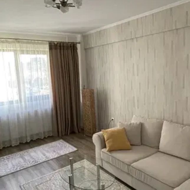 Apartament, 3 camere decomandat, 70 mp, Bucium, de inchiriat, Lidl, Cod 161476 - Fotografie 1