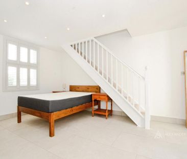 2 bedroom semi-detached house to rent - Photo 4