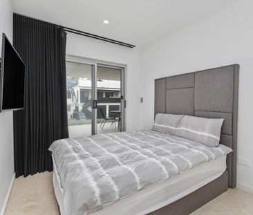 Fully Furnished 3-bedroom Unit - Photo 5