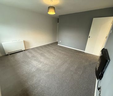 Victoria Street, Brierley Hill - Photo 4