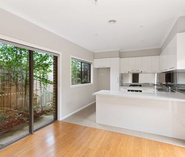 SURE TO IMPRESS - Photo 5