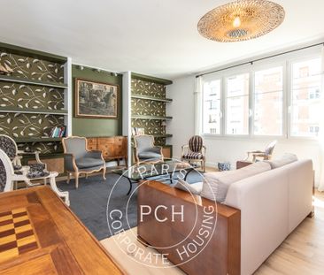 Rue Philibert Delorme, - Photo 4