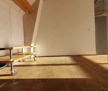 Einzigartiger Architekten - Dachausbau mit Parkblick - Photo 2